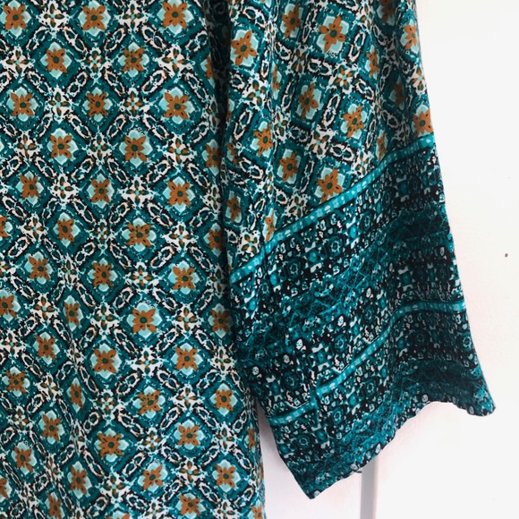 tunic - Picture 2 of 3